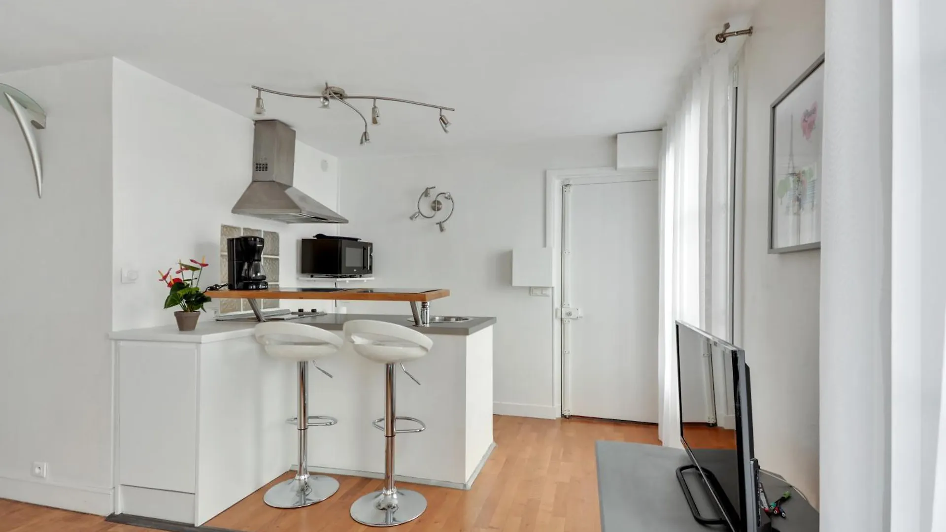 Votre Havre De Paix Au Coeur De By Weekome Apartment Paris